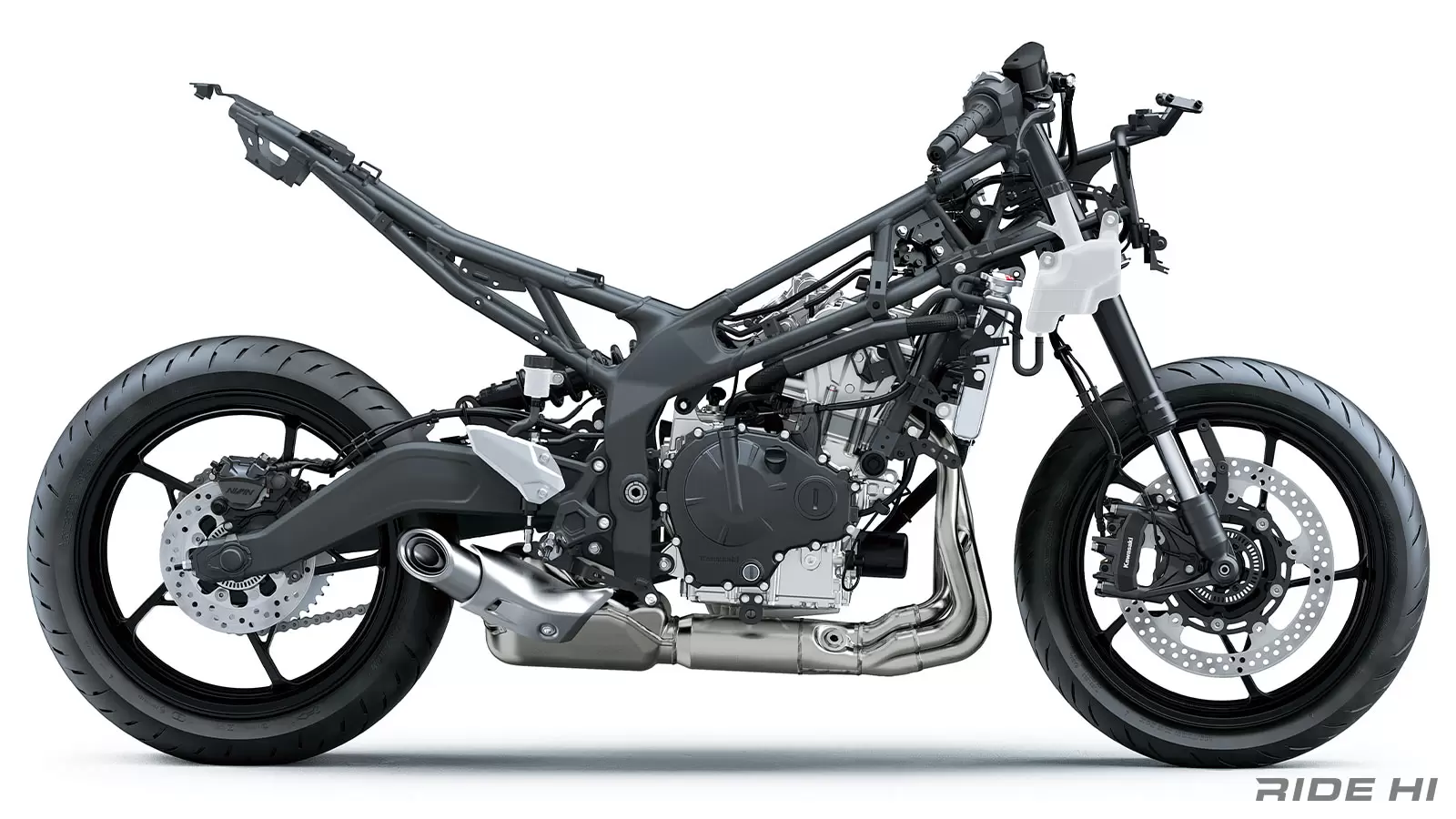 プレイバックZX-25R Vol.1 開発者インタビュー】1980年代の4気筒