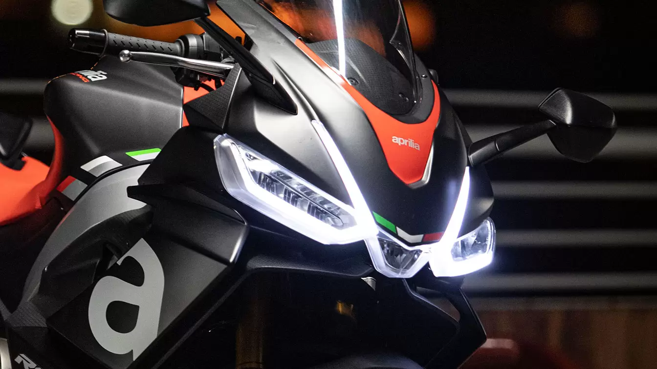 アプリリアRS660』139万7000円で2021年5月から発売開始！ | What
