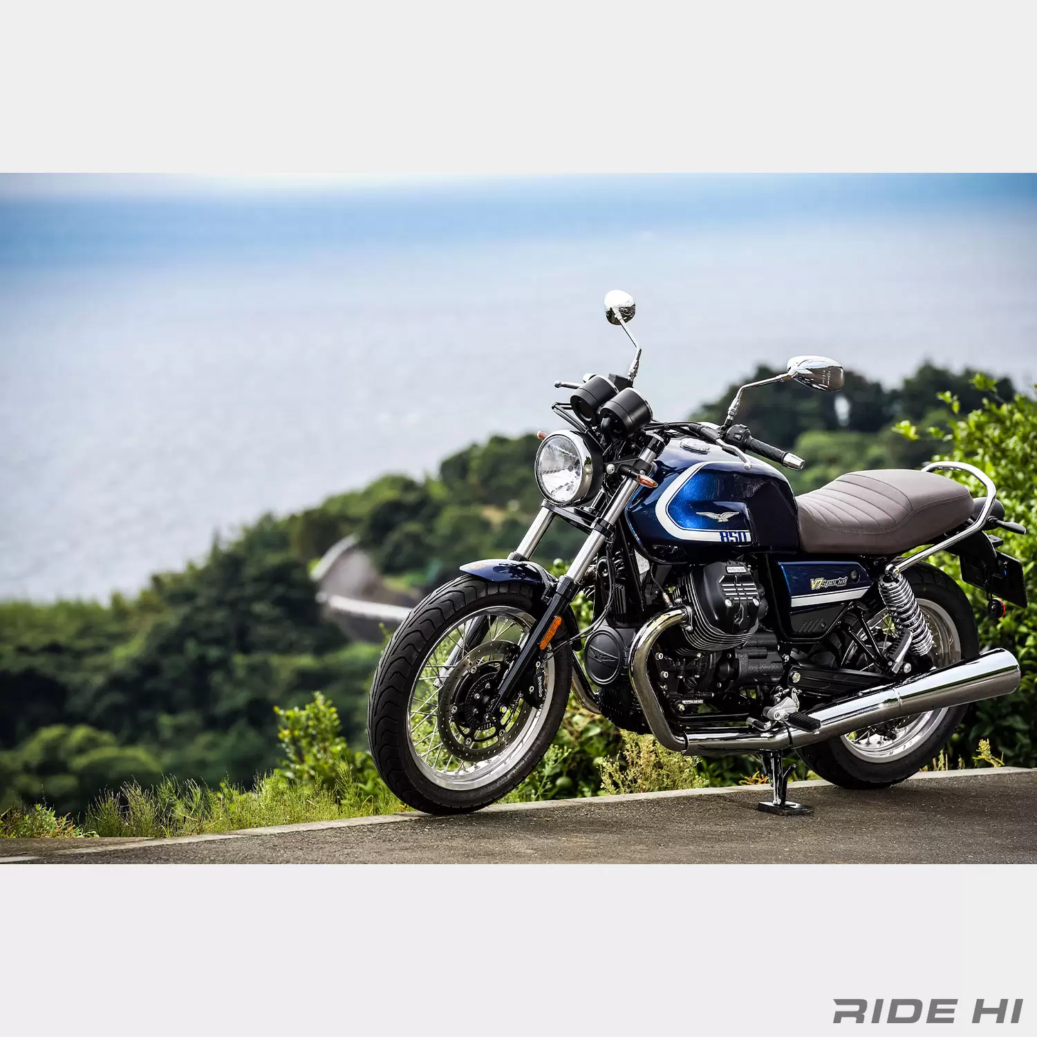 MOTO GUZZI V7 SPECIAL】個性派モトグッツィの、空冷でもEURO5に適合した850ccNewV7の半端ない趣味性 | このバイクに注目  | RIDE HI(ライドハイ)/愉しさのためすべてを注ぐライダーのメディア