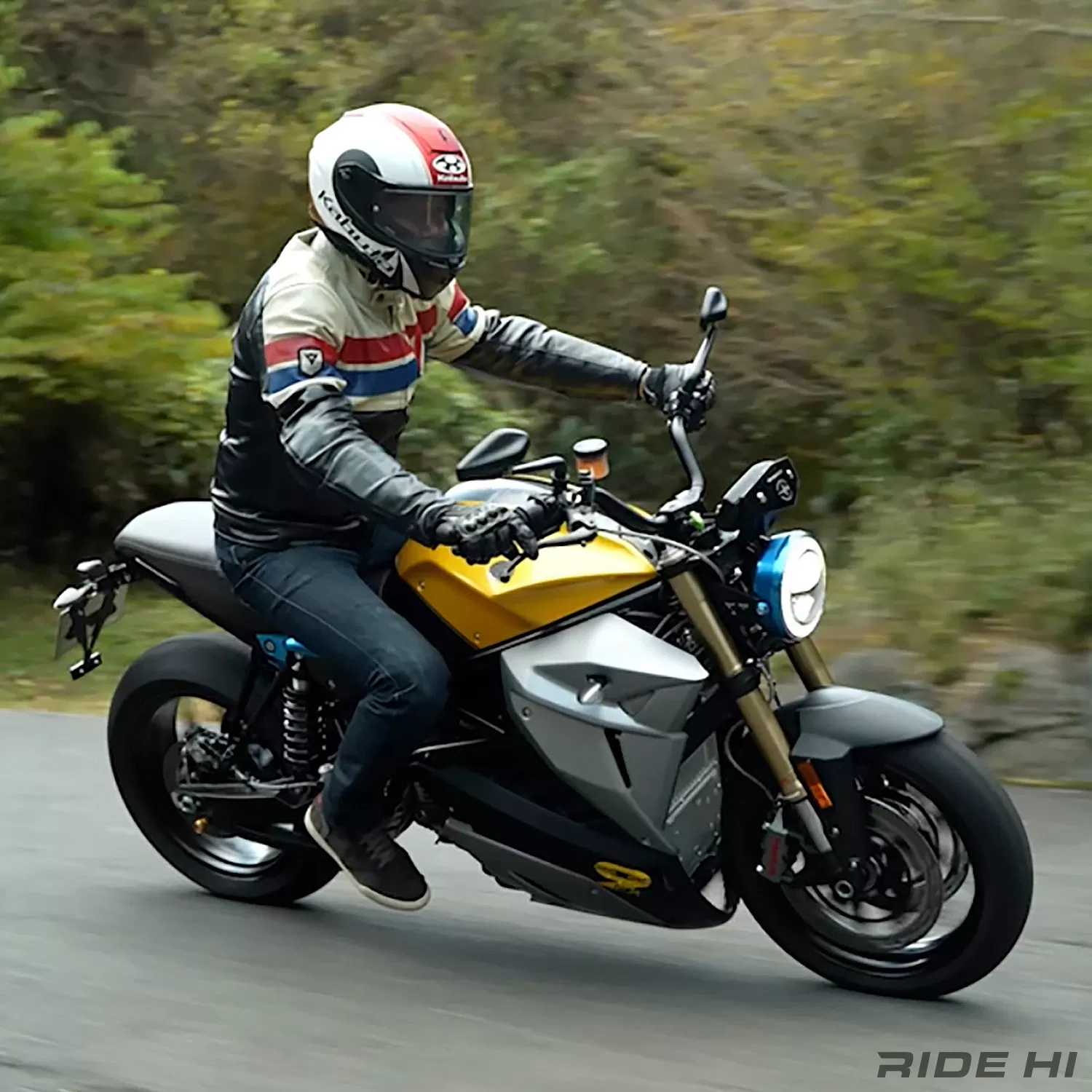 電動ENERGICA ESSE ESSE 9 試乗インプレ】ウルトラスムーズな速さと