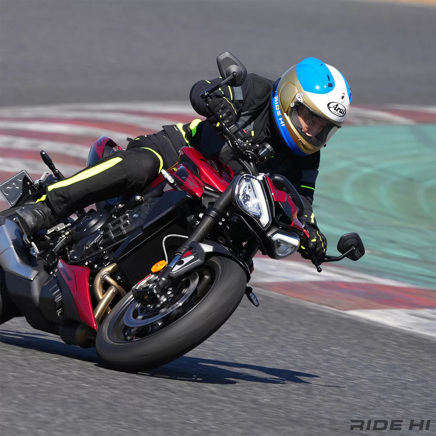 Street Triple 765 RS Model | For the Ride