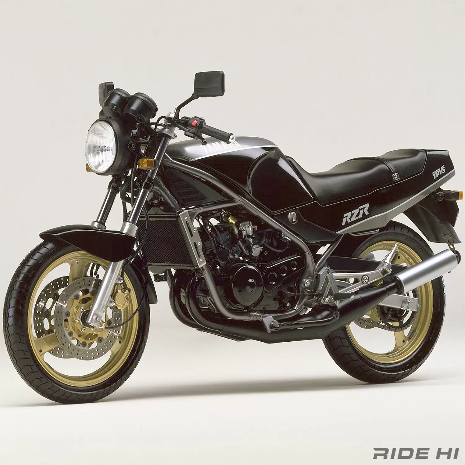 RZRファンを育んだ2ストピュアスポーツRZ250R！【このバイクに注目】 | このバイクに注目 | RIDE  HI(ライドハイ)/愉しさのためすべてを注ぐライダーのメディア