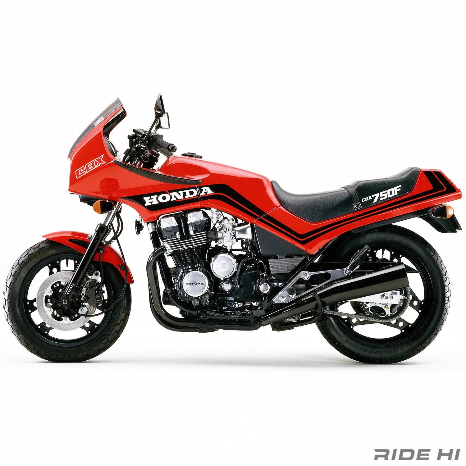 CBX750 2万キロ大幅値下げ終え 軽量で精緻なメカニズムのスポーツバイク「ホンダ CBX750F」を発売