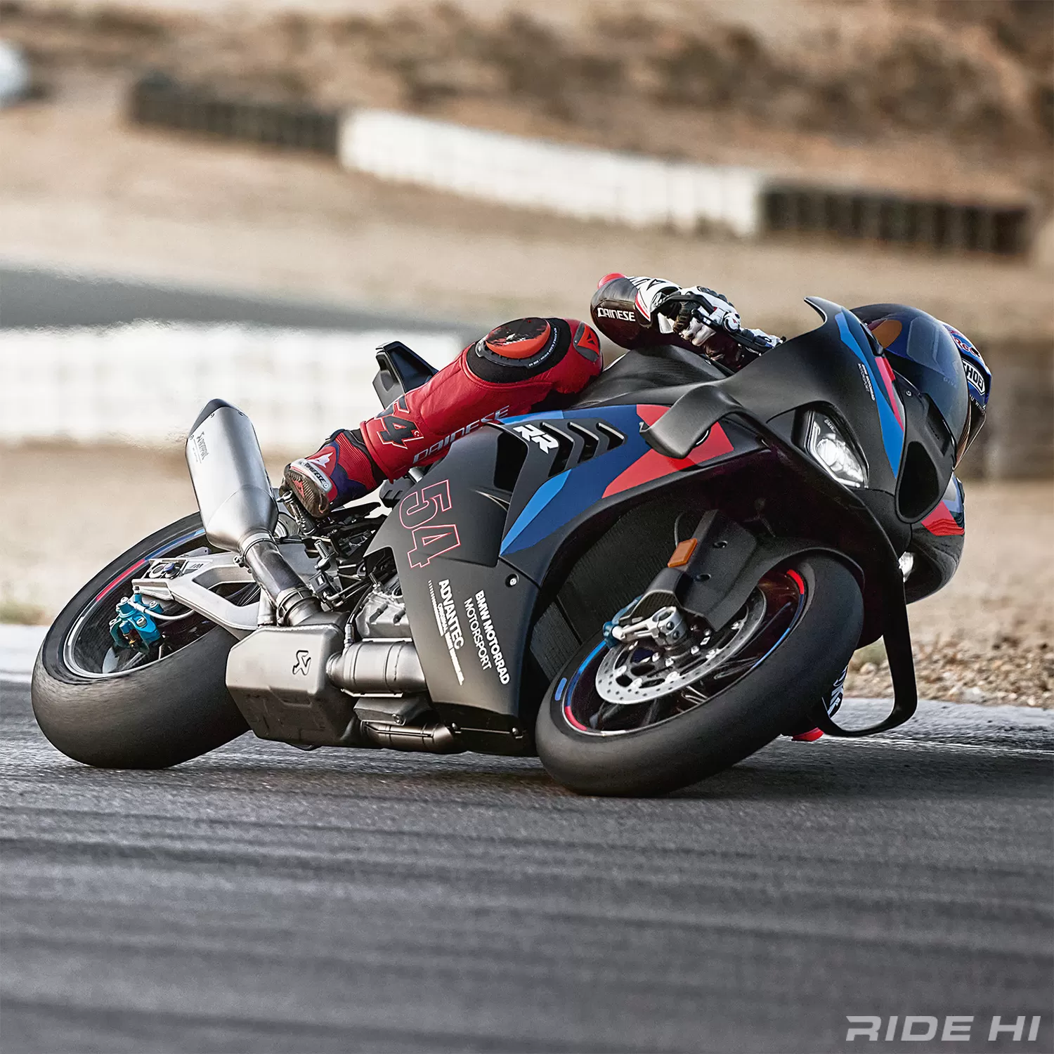 チャンピオンマシン直系の進化、2025 M1000RR！【このバイクに