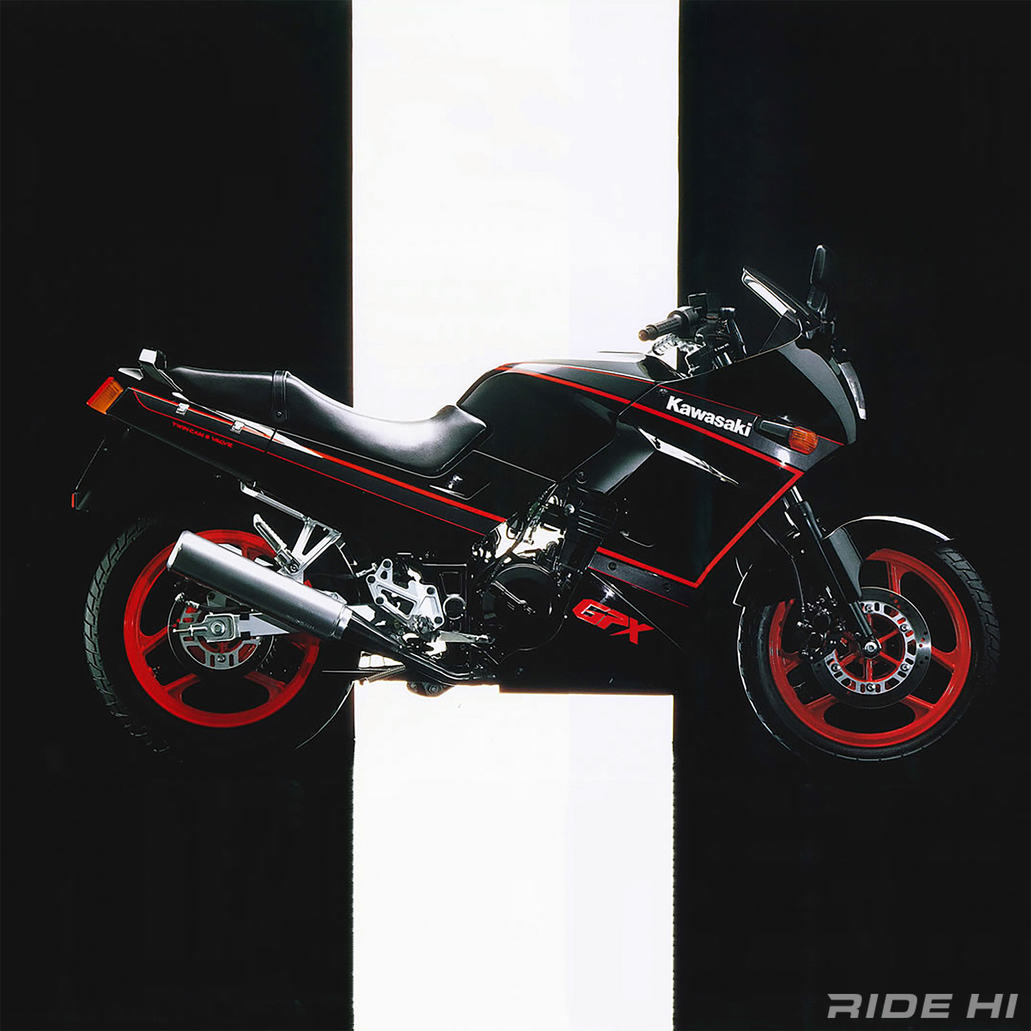 kawasaki_gpx250r_20250724_main.jpg