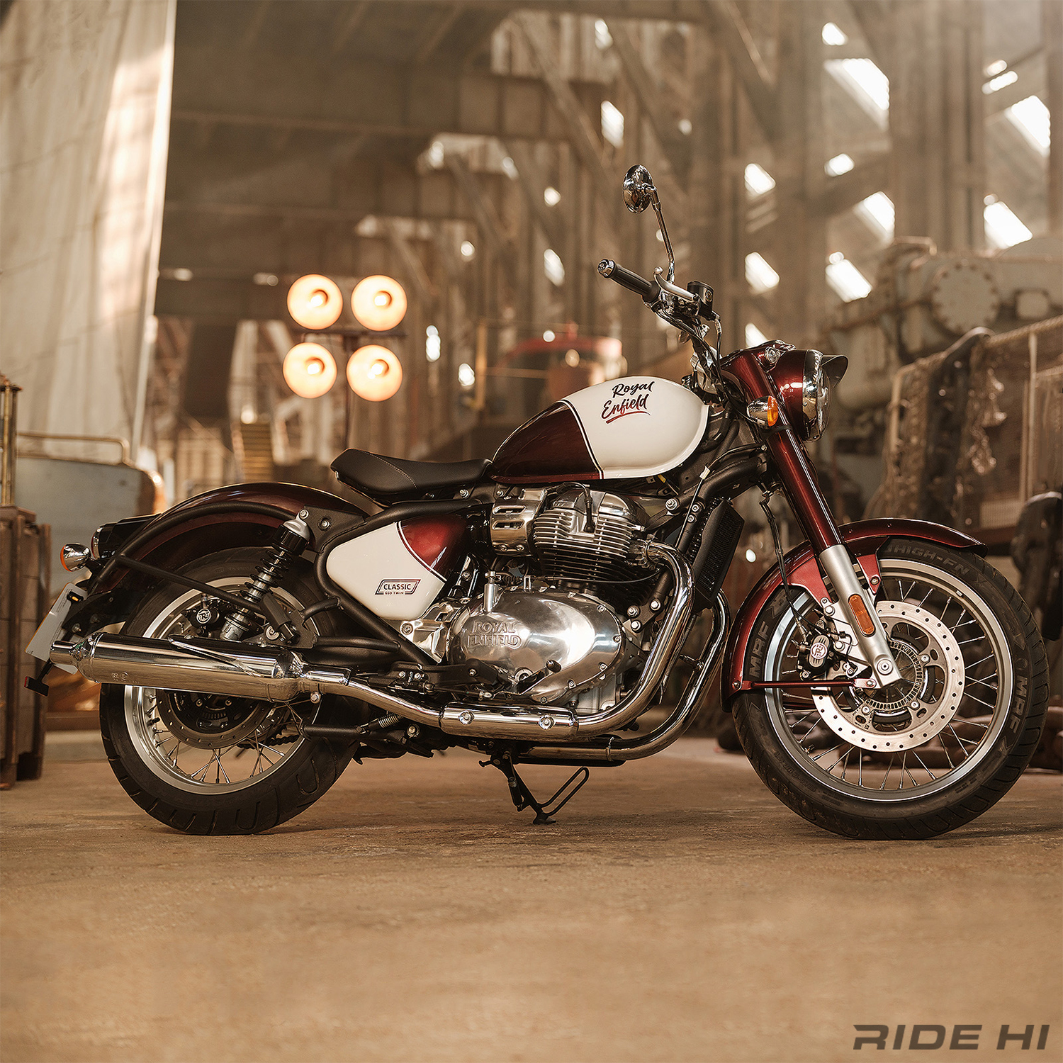 royal_enfield_classic650_20250819_main.jpg
