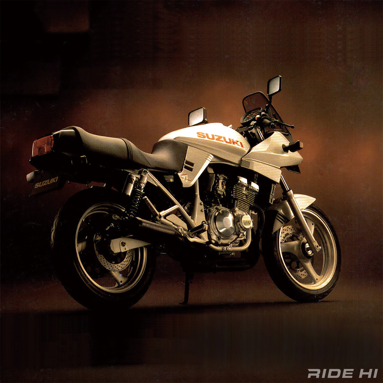 suzuki_gsx250s_katana_20251029_main.jpg