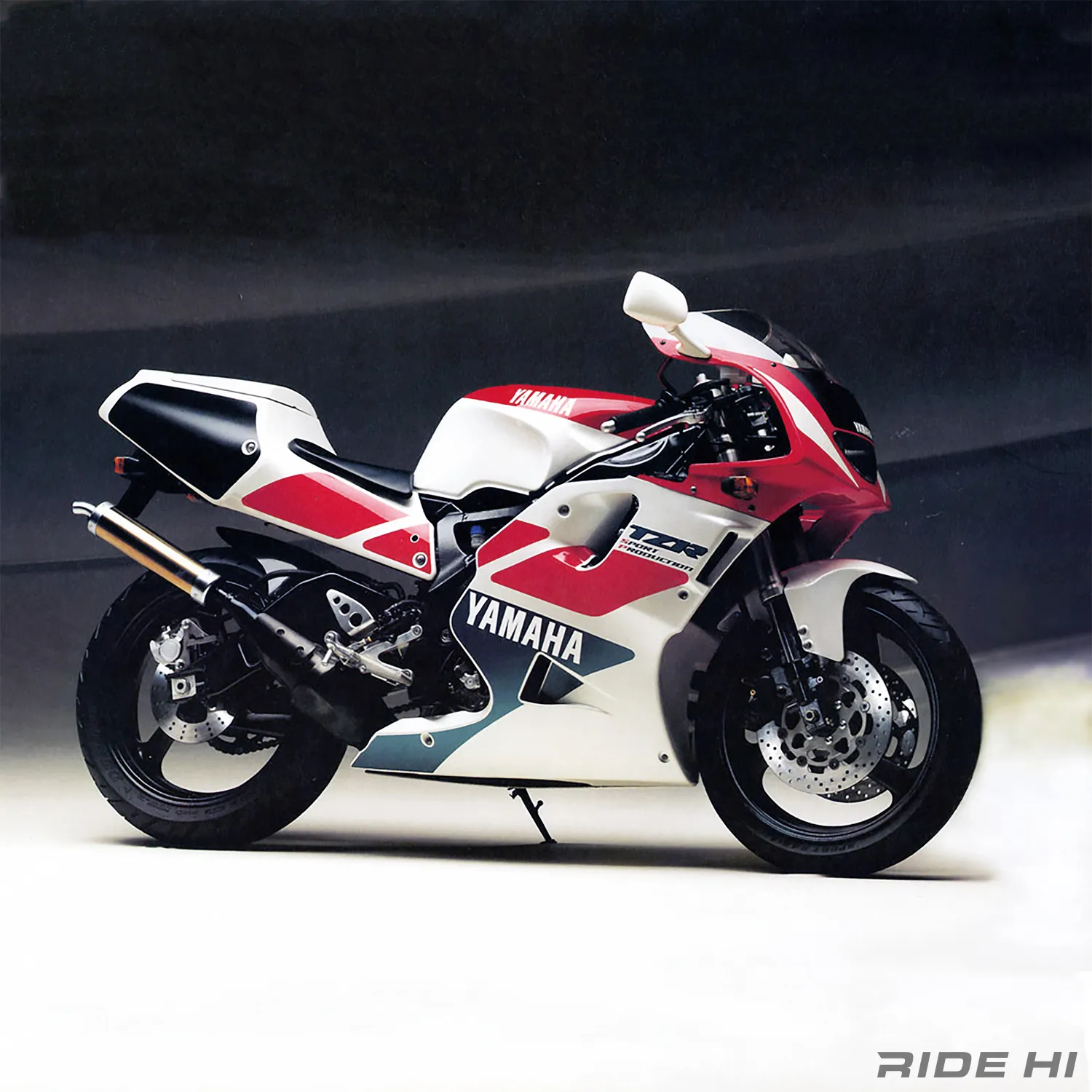 レプリカ最終章のTZR250R(3XV)は世界制覇YZRのVツインでヤマハらしい