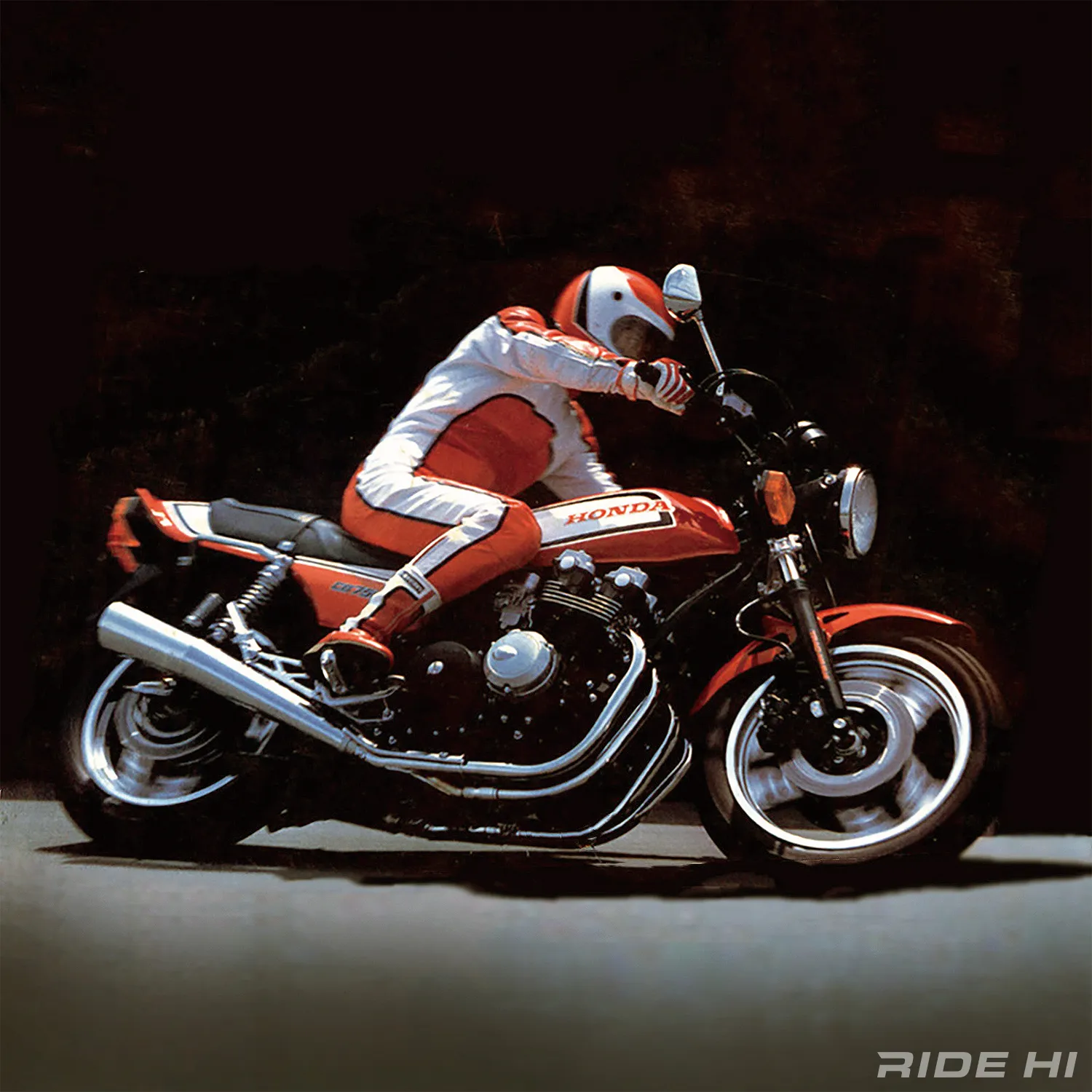 CB750Fは威風堂々のビッグバイクからスポーティを意識する時代に