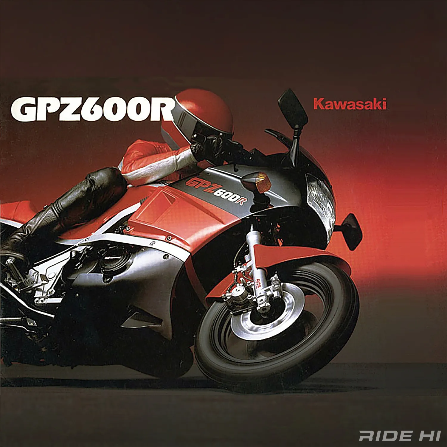 GPZ600Rは輸出用ミドルクラスを国内向けにリリースした数少ない例外