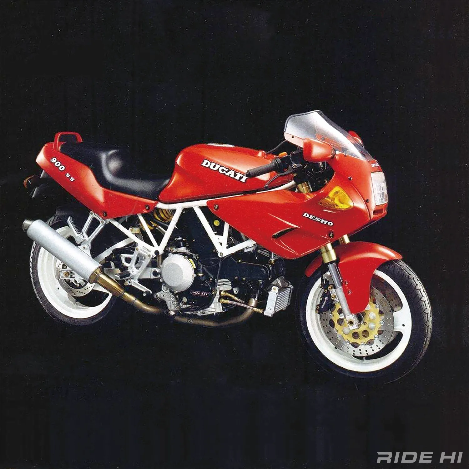 1991年からドゥカティ900 Super Sport は日本のどこでも見かける