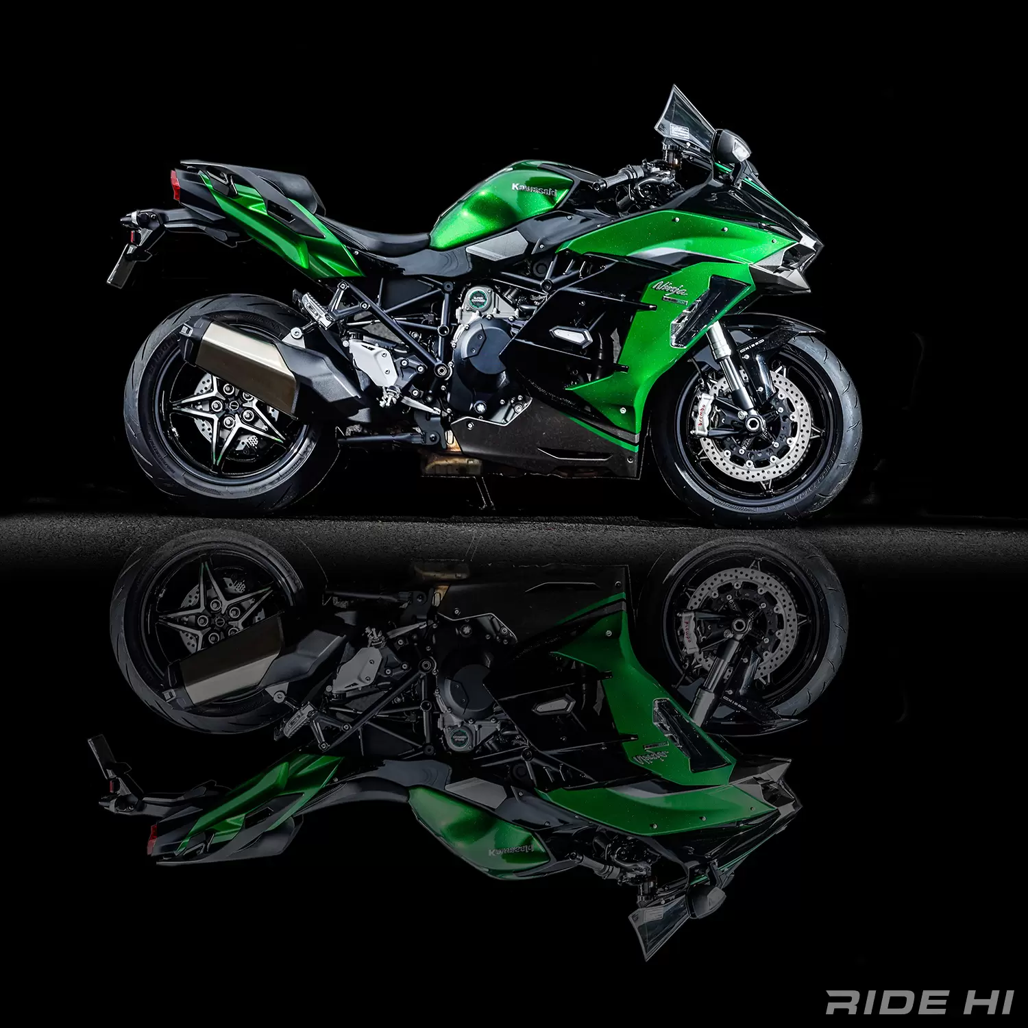 豊かな時間をもたらしてくれる上質なグランドツアラー【Ninja H2 SX SE+ インプレ】 | このバイクに注目 | RIDE  HI(ライドハイ)/愉しさのためすべてを注ぐライダーのメディア