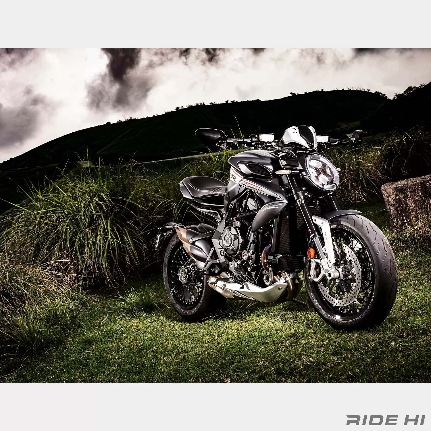 ラジコン ROSS 120 2サイクル4気筒エンジン FW－05RRに直列2