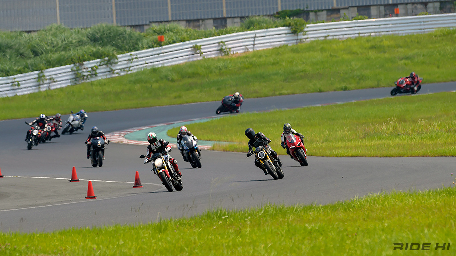 bikegathering_pr_260204_01