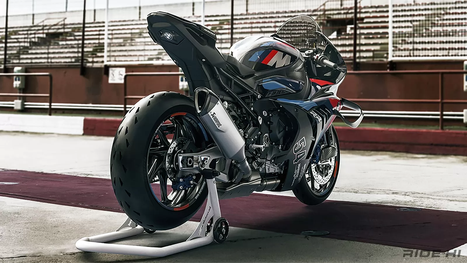 bmw_m1000rr_20250423_07.webp