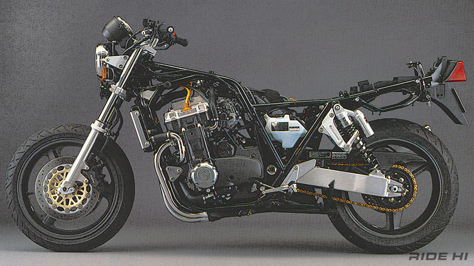 honda_cb1000_super_four_20251225_07