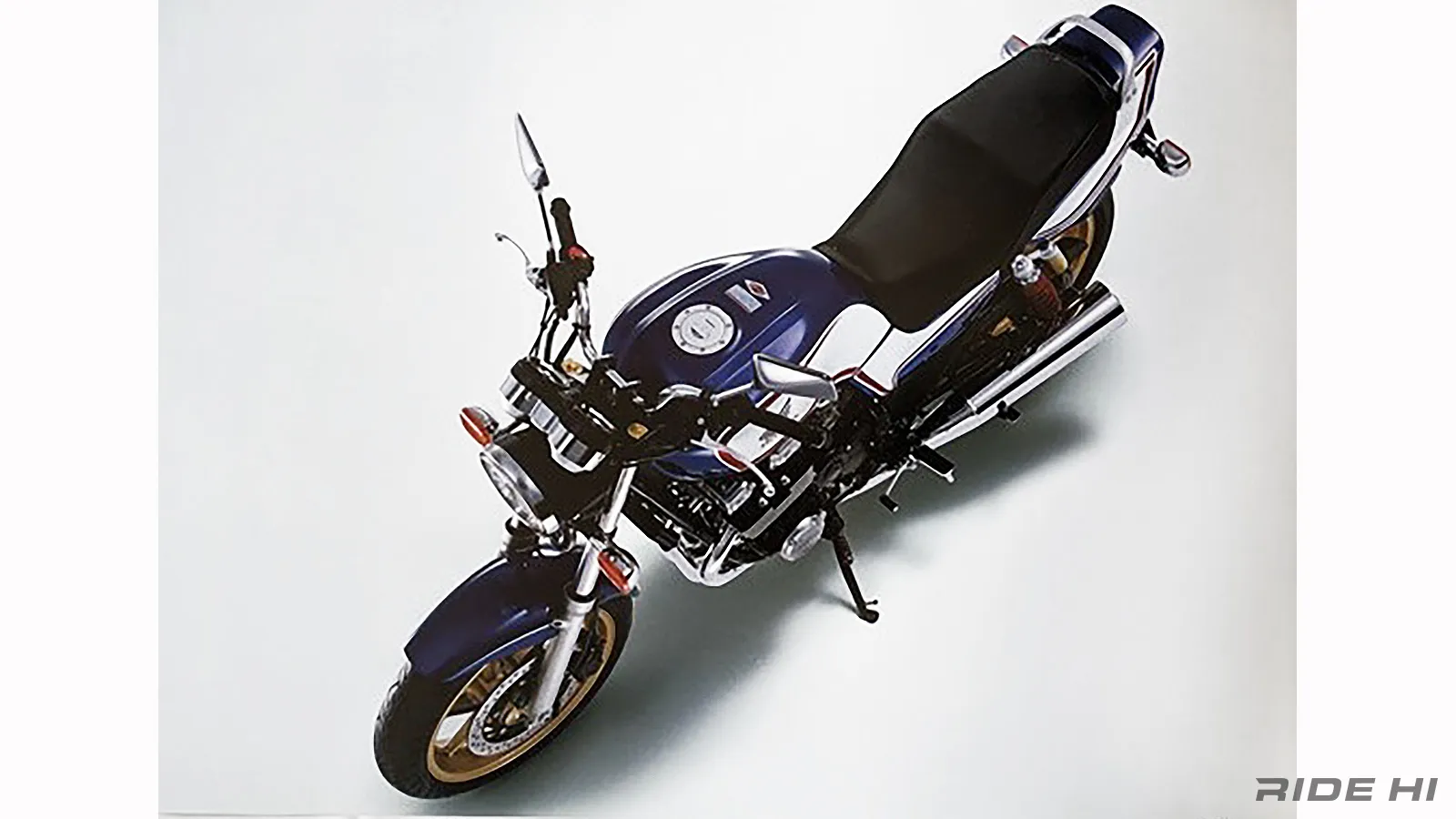 ナナハンが頂点からベーシックスポーツとなって洗練されたCB750(RC42