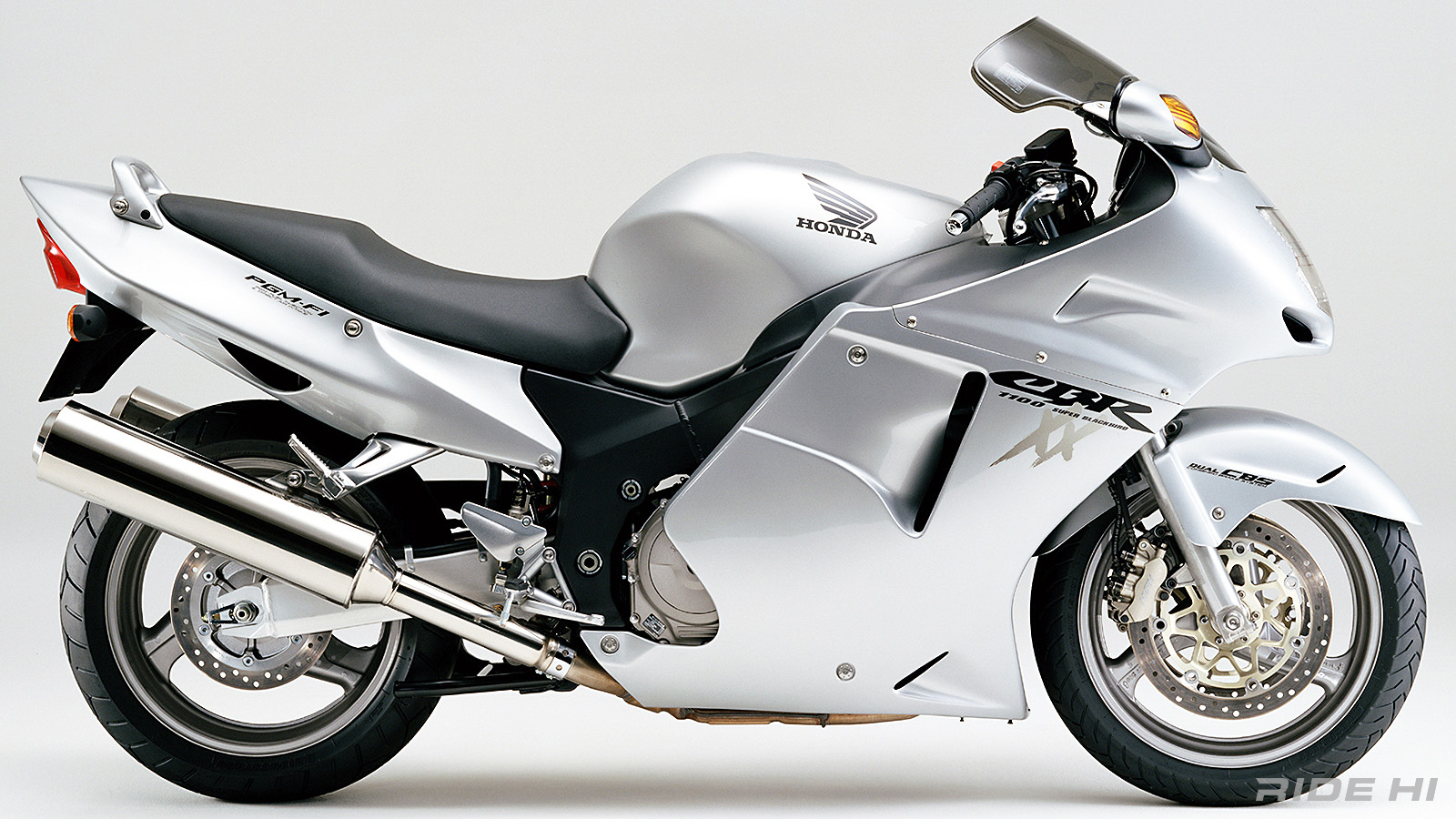 honda_cbr1100xx_20251101_11