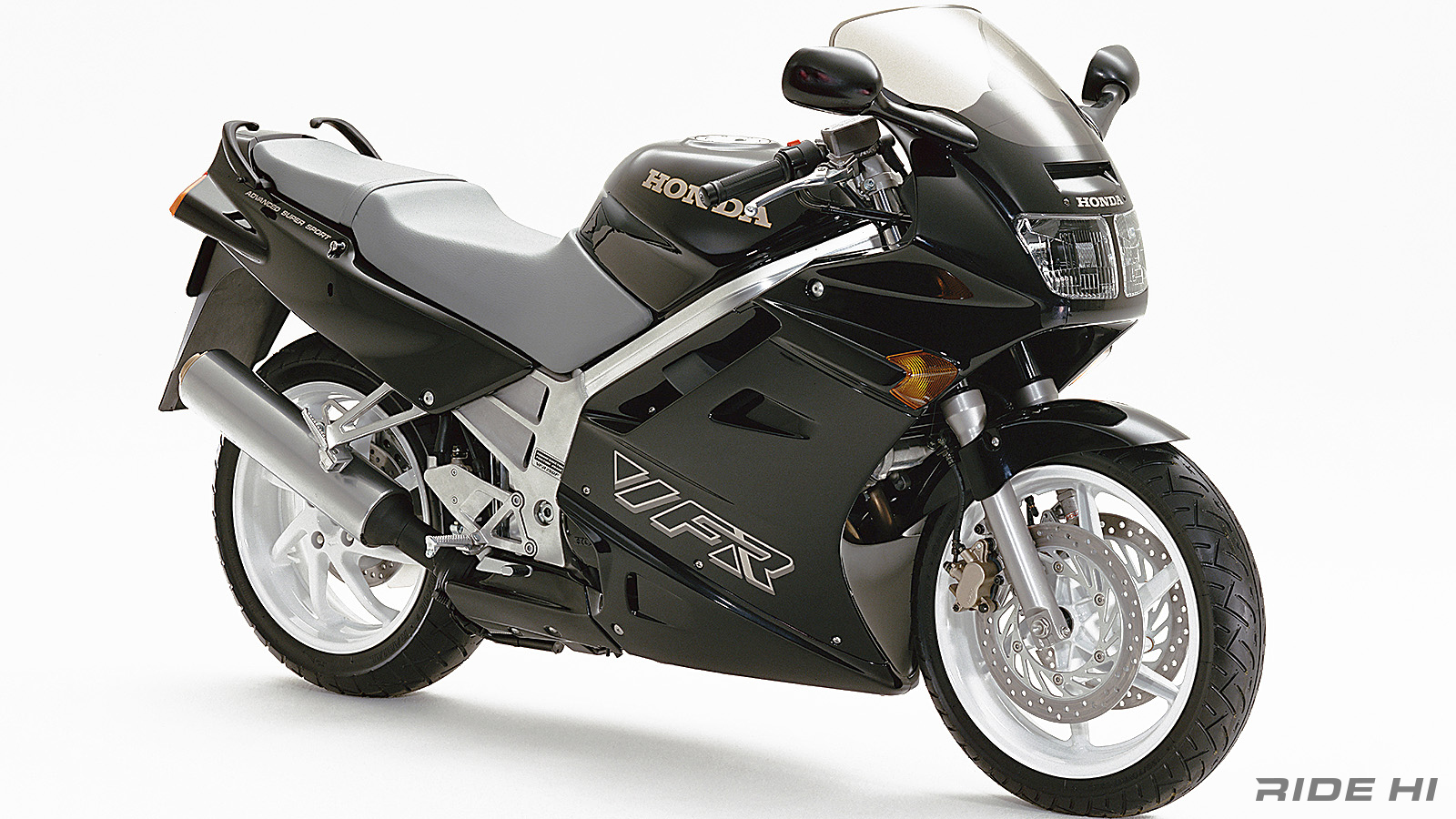 honda_vfr750f_20250526_03