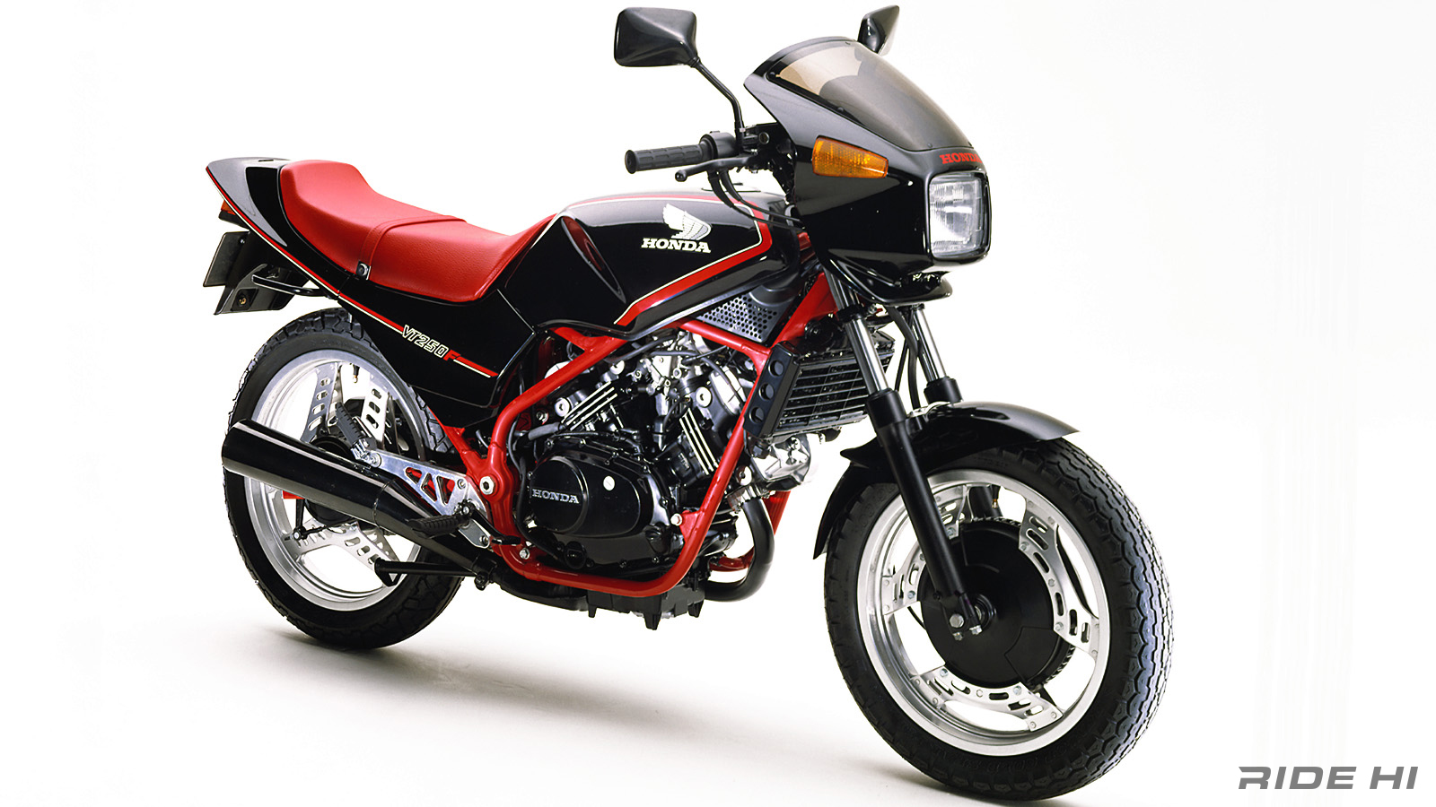 honda_vt250f_1982-1984model_20260106_01