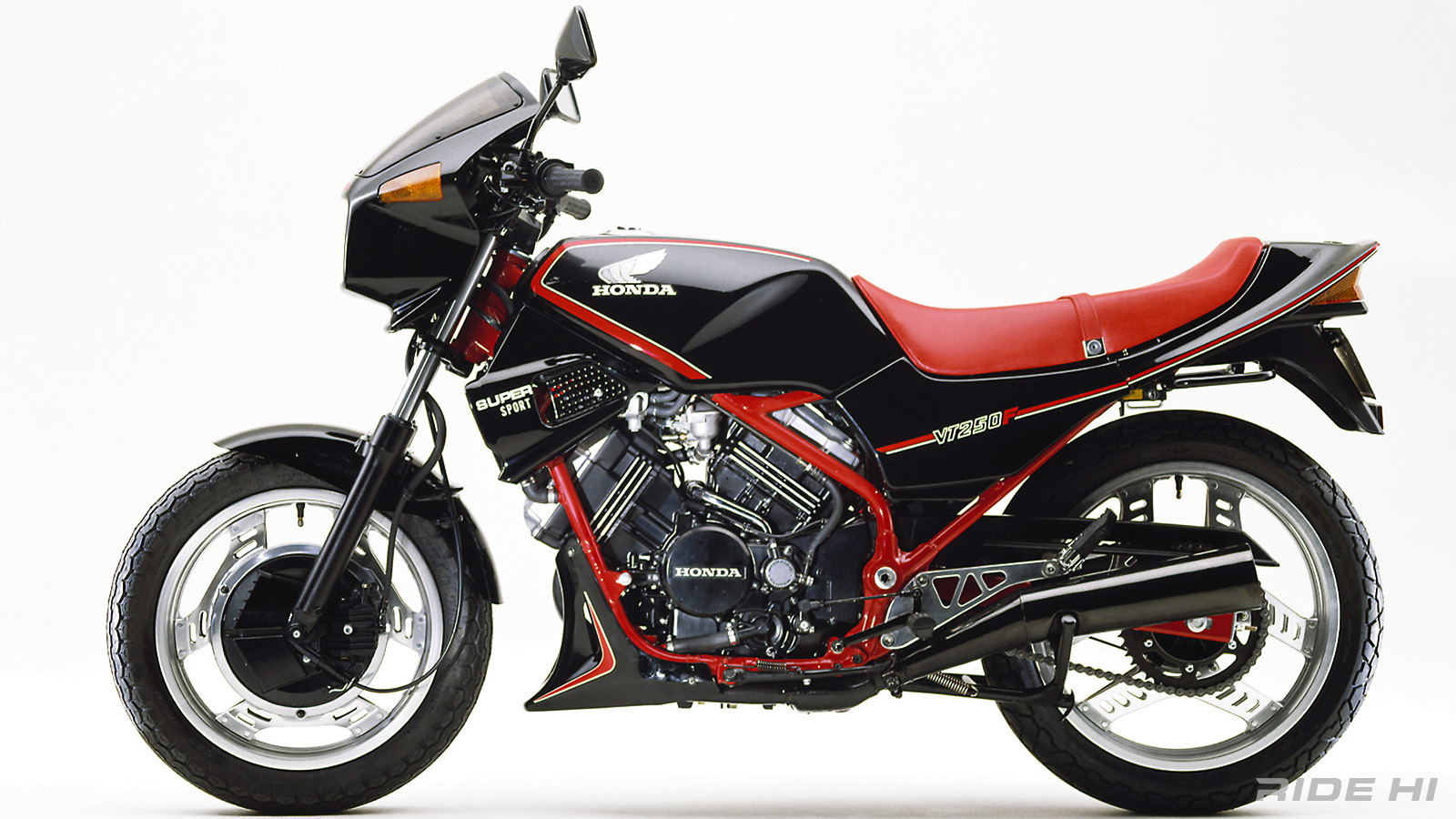 honda_vt250f_1982-1984model_20260106_07