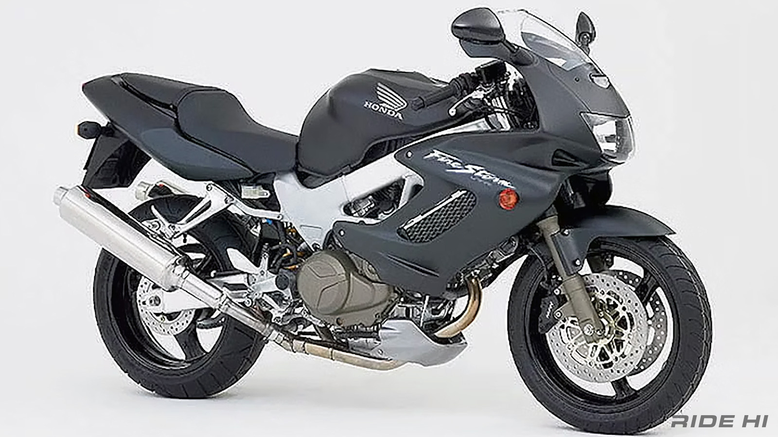 honda_vtr1000f_firestorm_20251114_17