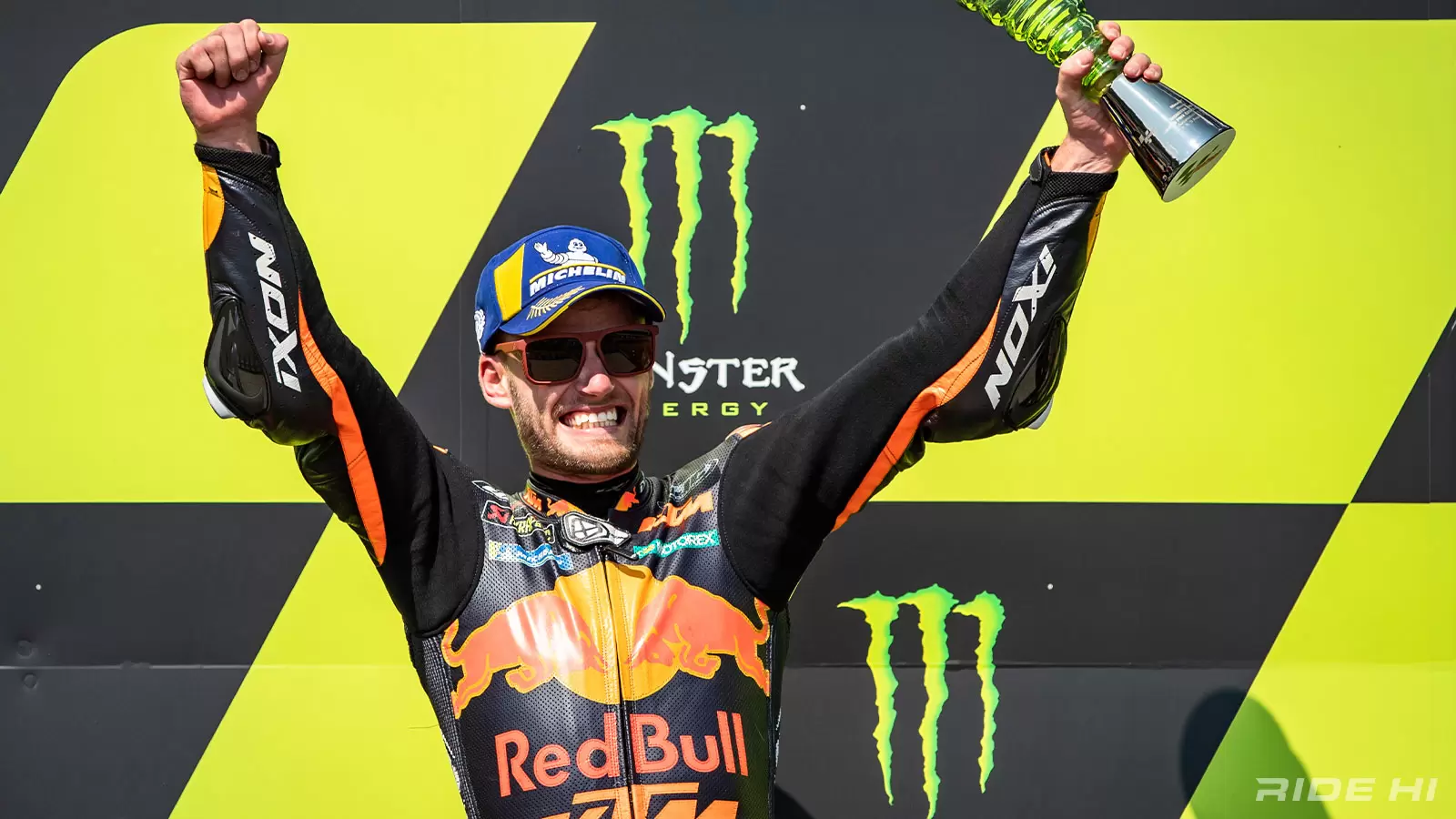 MotoGPライダー、中上貴晶が着用するIXONの春夏ウエアが上陸。アジアン