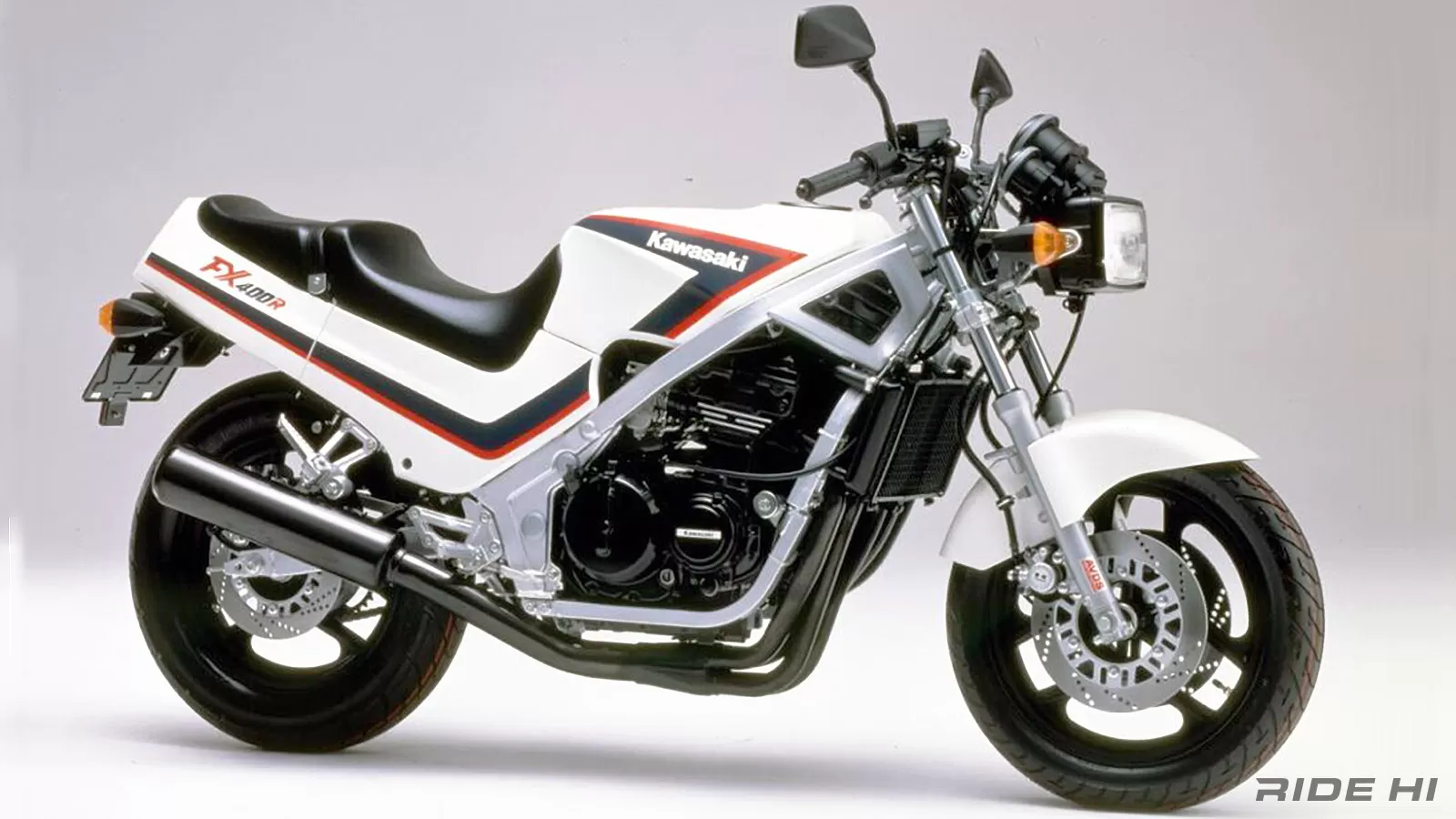 GPZ400Rのカウルレスでフレームから変えたFX400R！【このバイクに注目 