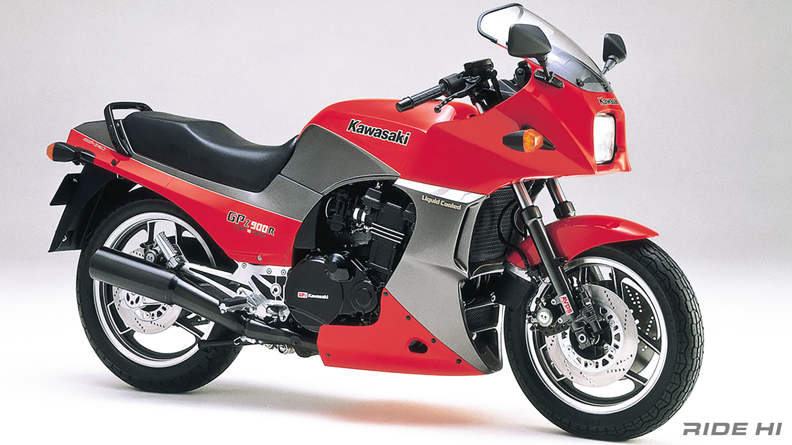kawasaki_gpz900r_1983-02model_01