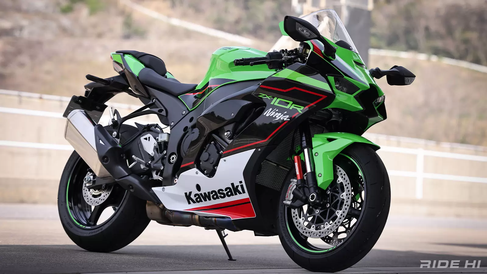 kawasaki_zx-10rr_210405_01.webp