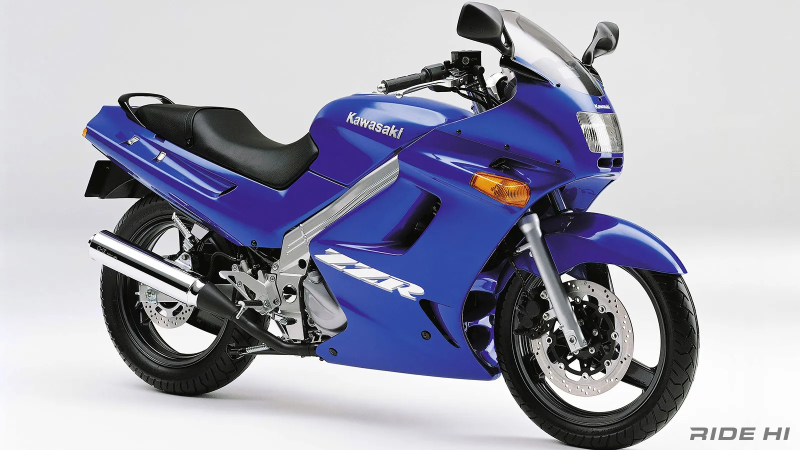 NO.4374　ＺＺＲ２５０　水冷４サイクル２気筒２５０ｃｃエンジン　メタリックブルー　☆彡 ZZR250は最強ツインで4気筒を凌駕する超ロングラン人気！【このバイク