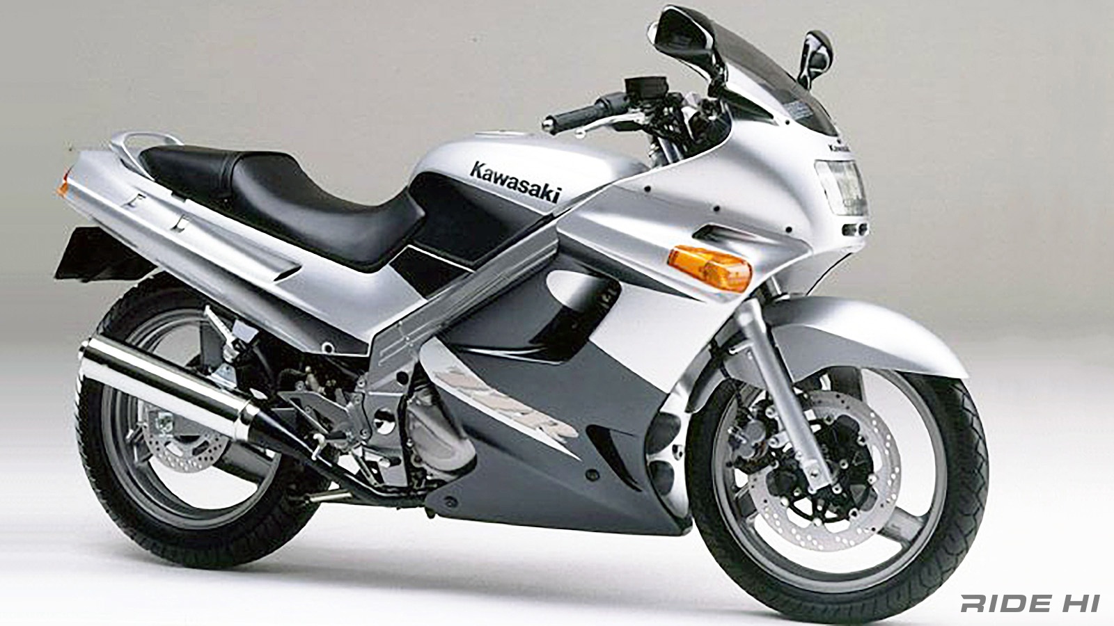 kawasaki_zzr250_1990-2007model_260921_04
