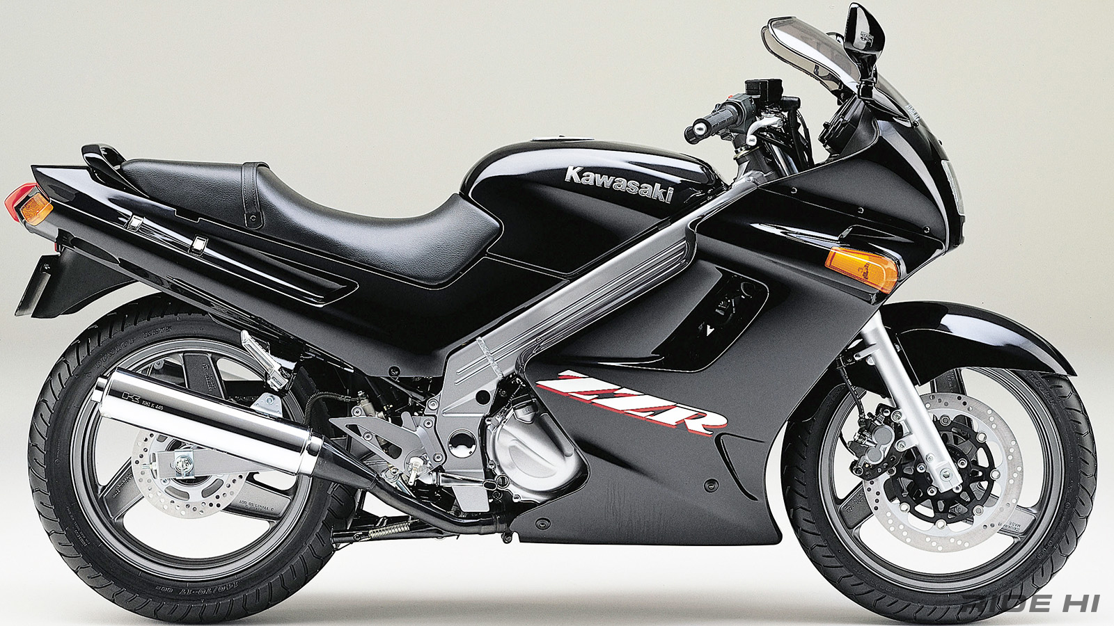 kawasaki_zzr250_20241114_01