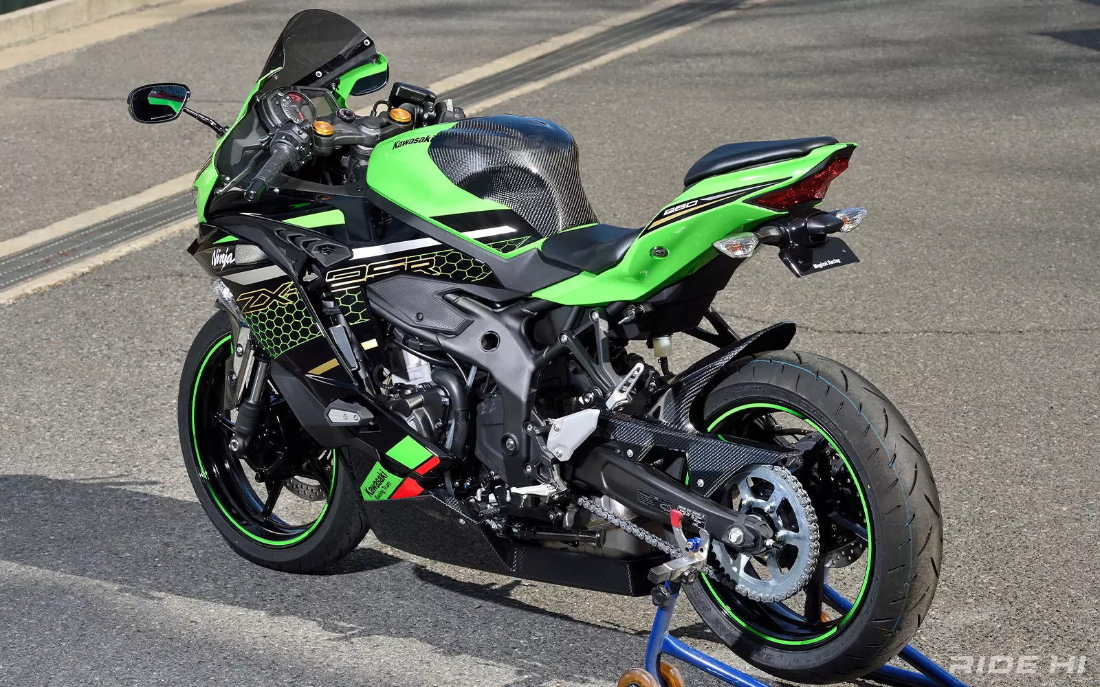 マジカルレーシング×Ninja ZX-25R】大注目の4気筒クォーターの