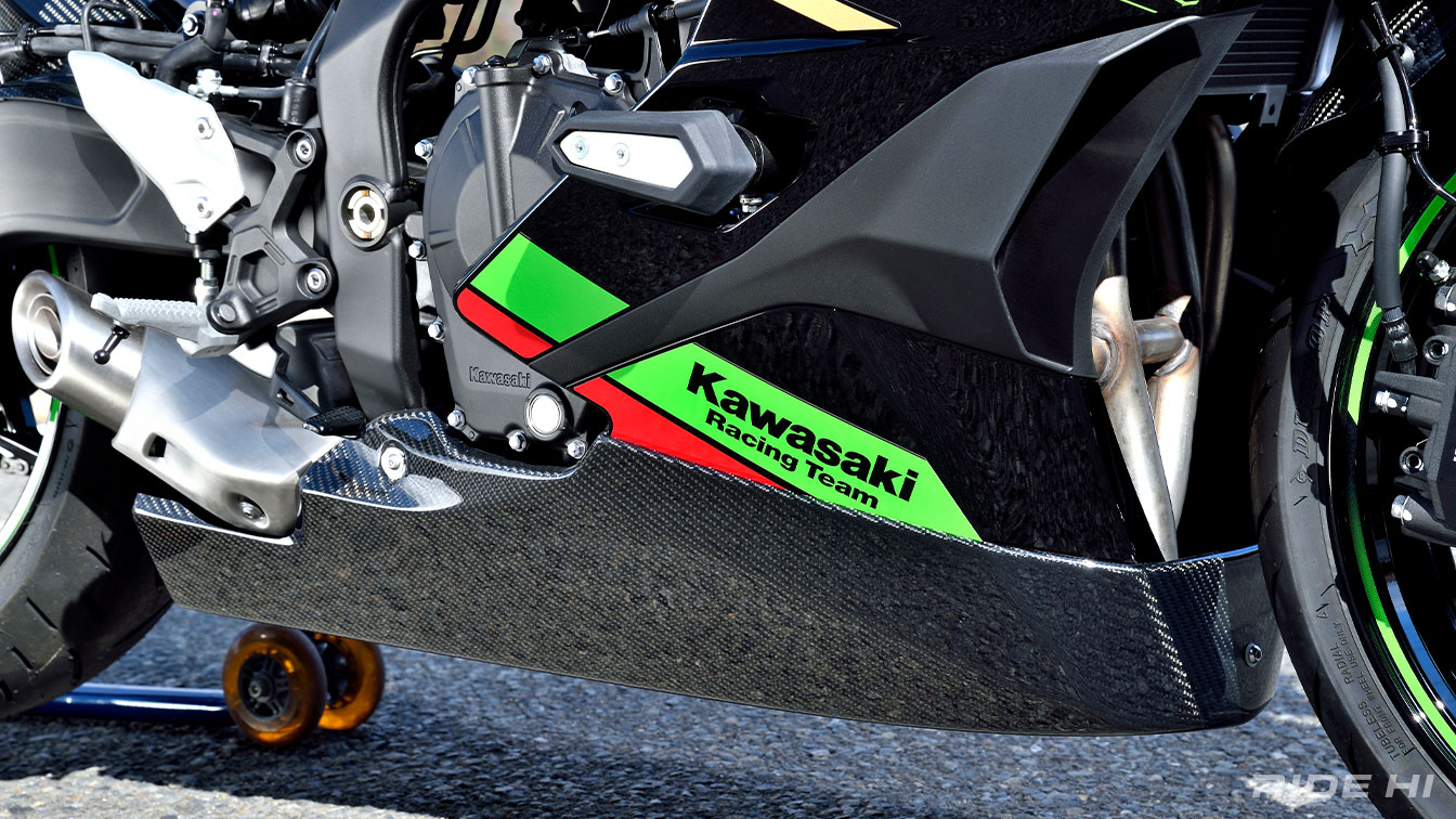 （正規品）マジカルレーシング ニンジャZX-25R 2020 Kawasaki ZX-25R アンダーカウルトレイ  平織りカーボン製 Magical… 価格比較