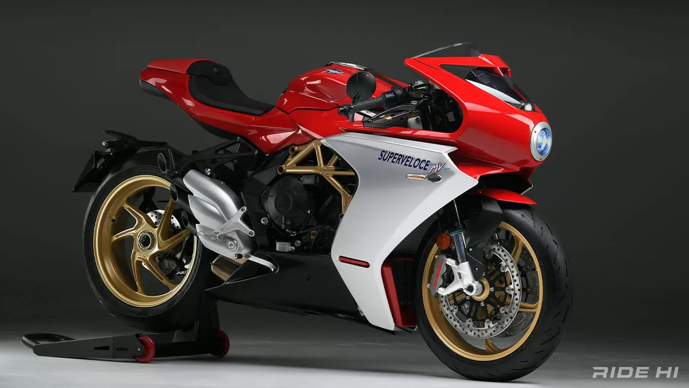 MVアグスタ3気筒は、MotoGPマシンと同じクランク逆回転の