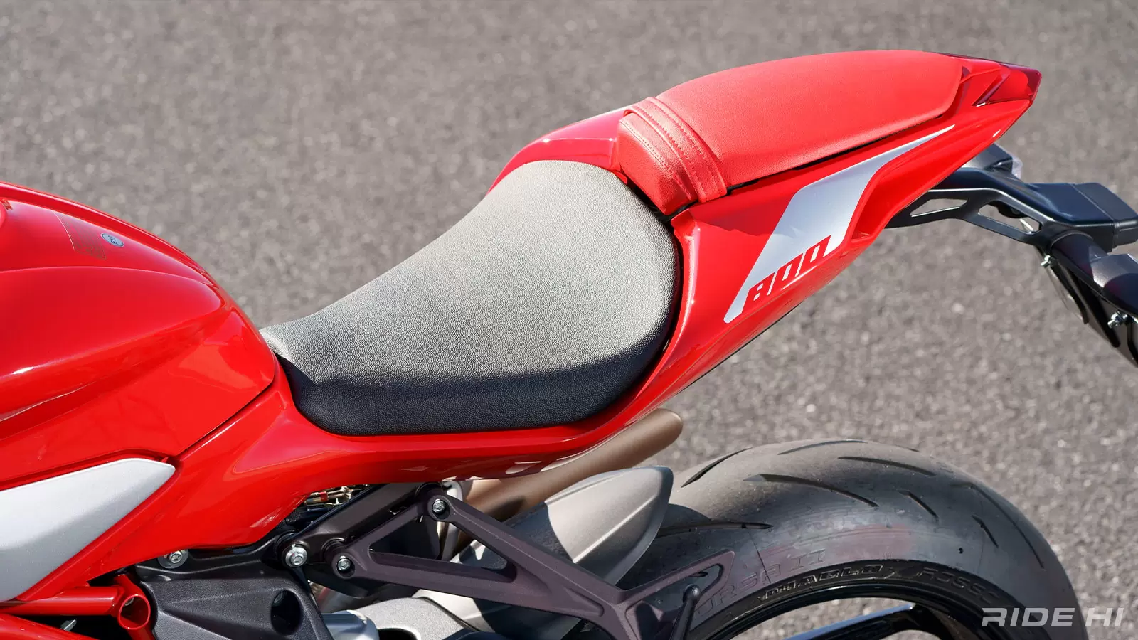 いち早くスロットルを開けられる3気筒の愉悦【MVアグスタ F3