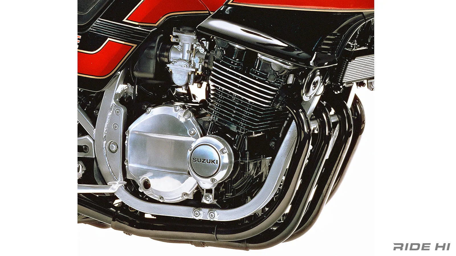 GSX750Eを小さく軽く低くで刷新、ハンドリングの良さを謳った'83モデル