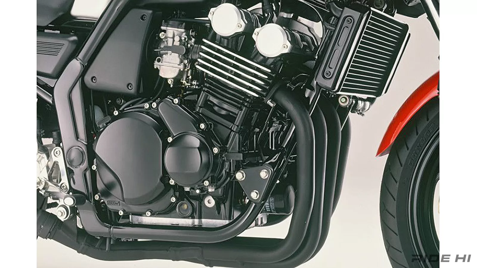 yamaha_fz400_20240829_03.webp