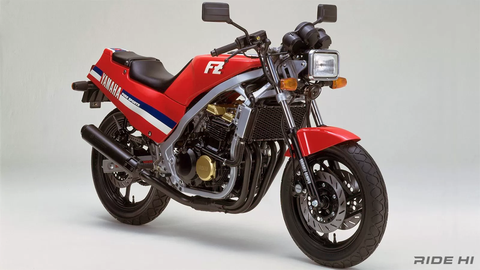 FZ400 4YR カウルレス化 売れ筋