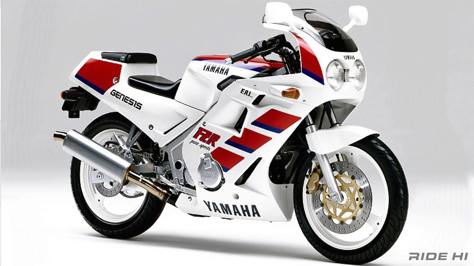 FZR250はPHAZERフレームから見事にレーサーフォルムへ変身！【この