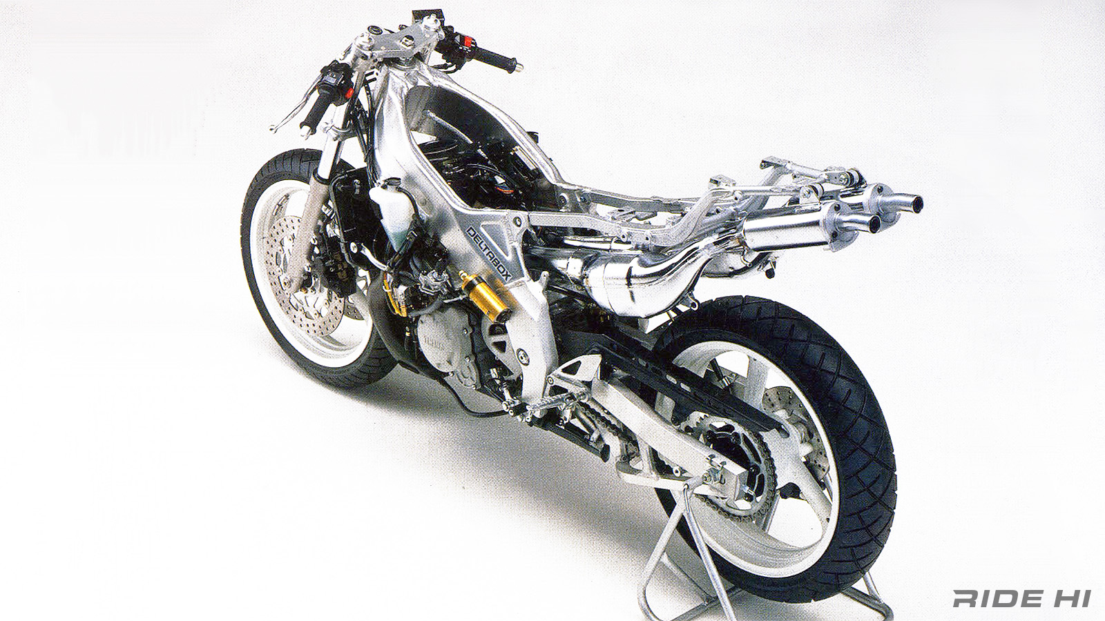 yamaha_tzr250_1989model_20260403_04