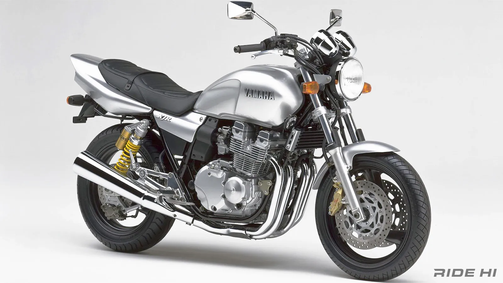空冷最後のXJR400Rにヤマハが込めた美学にいま目を覚まされる！【この